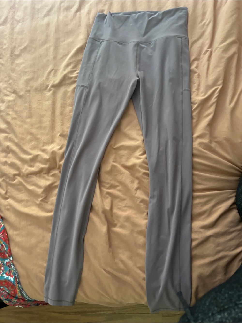 Vuori Gray High-Rise Leggings